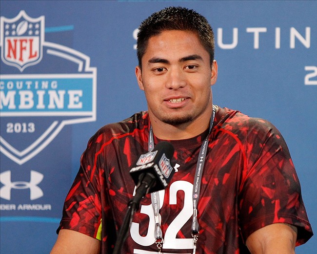 Manti Te'o en conférence de presse