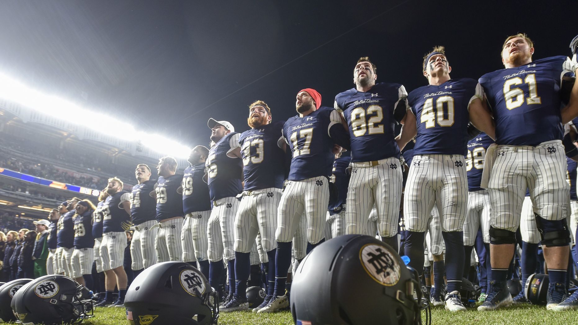 College Football, Week 12 – Notre Dame se rapproche des playoffs. West Virginia s’en éloigne.