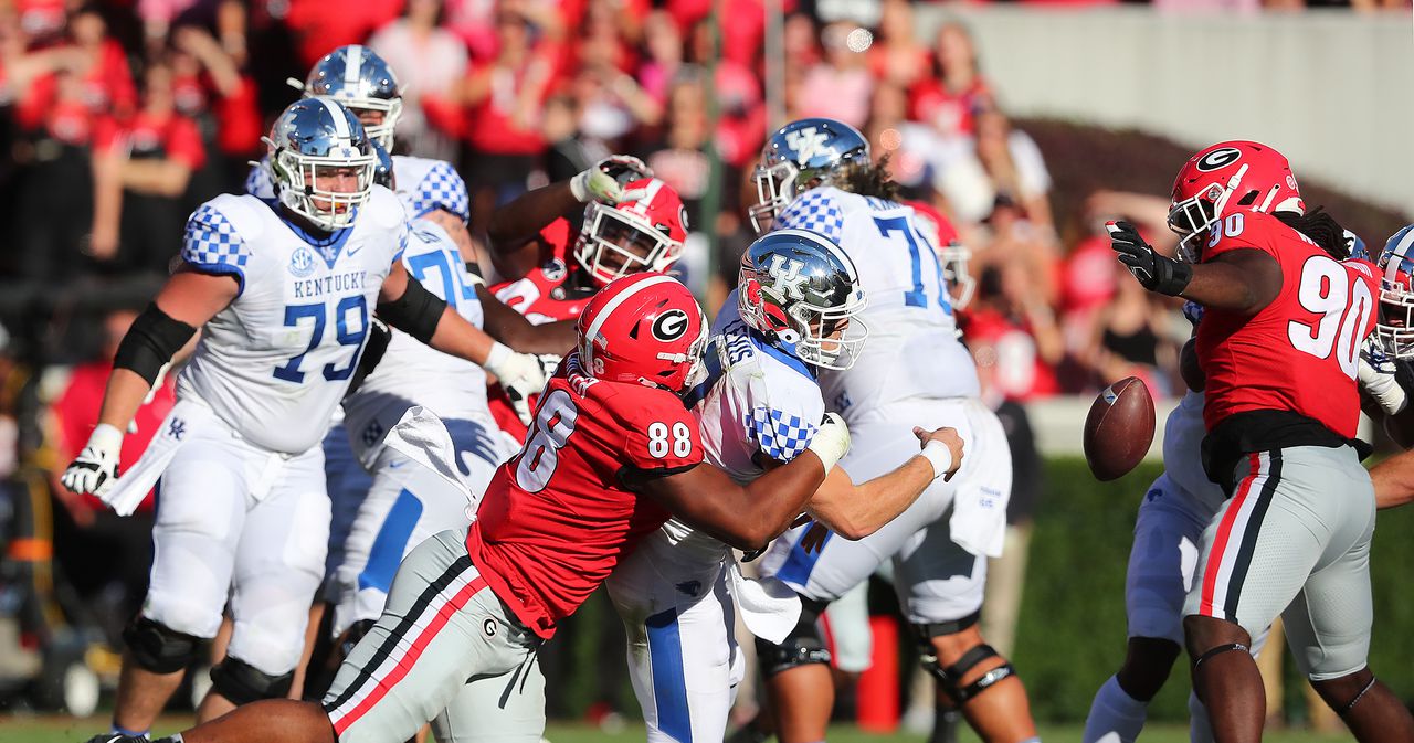 College Football, Week 7 – Georgia échappe au chaos. Pas Iowa.