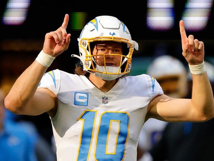 Justin Herbert prolonge chez les Chargers pour 5 ans et 262,5 millions de dollars