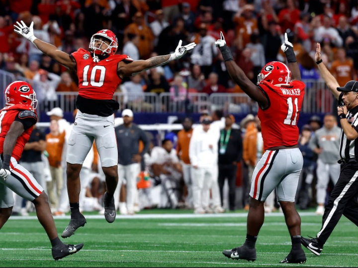 College Football – Oregon reste invaincu et remporte le Big Ten. Georgia sacré dans le SEC 