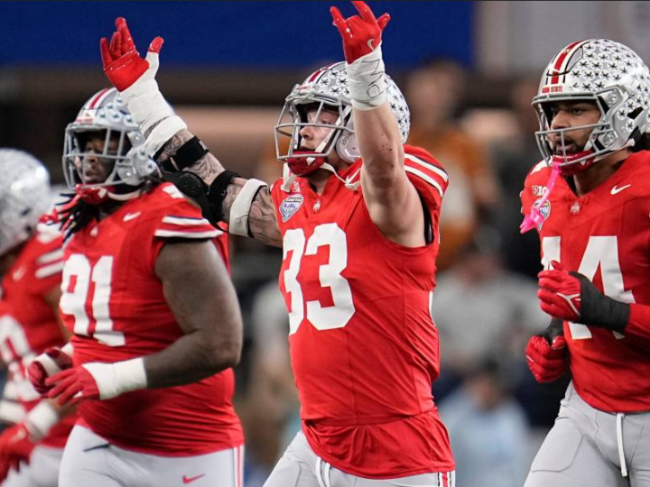 College Footbal, Playoffs (½ finales) – Notre Dame et Ohio State se qualifient pour la finale 