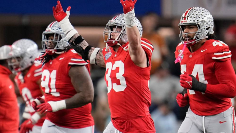 College Footbal, Playoffs (½ finales) – Notre Dame et Ohio State se qualifient pour la finale 