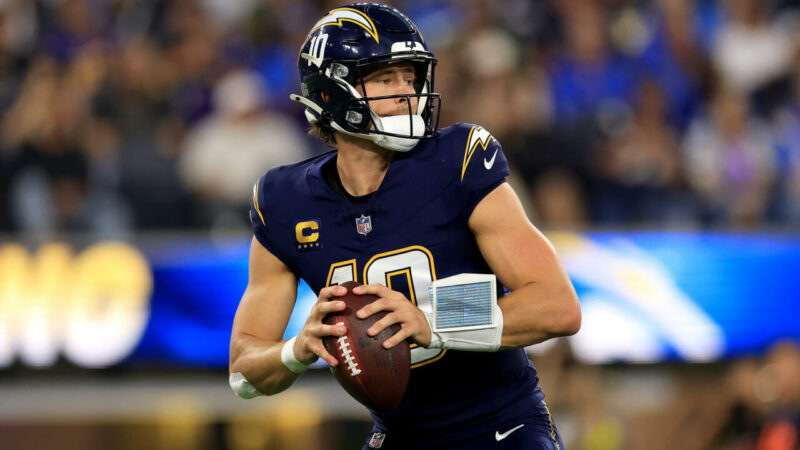 NFL, Week 8 – Los Angeles Chargers 37 – Minnesota Vikings 10 